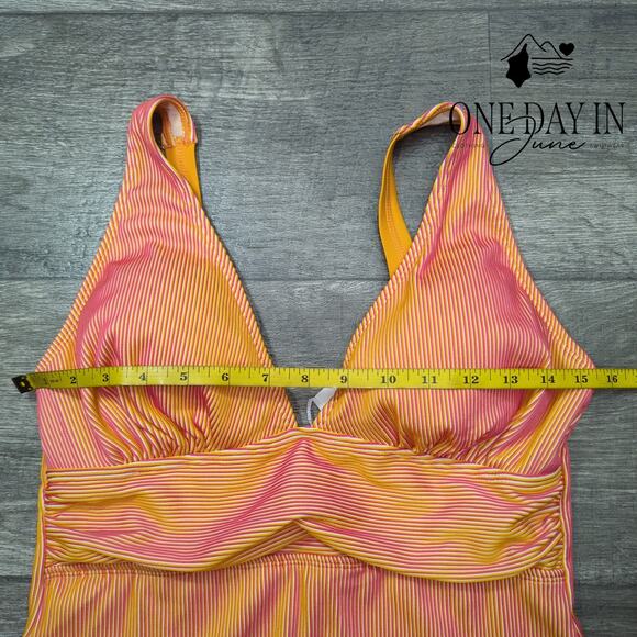 Cupshe Ribbed One Piece Swimsuit Size L - Picture 5 of 7